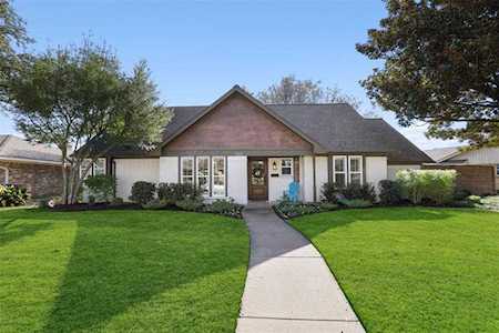7222 La Sobrina Drive Dallas, TX 75248