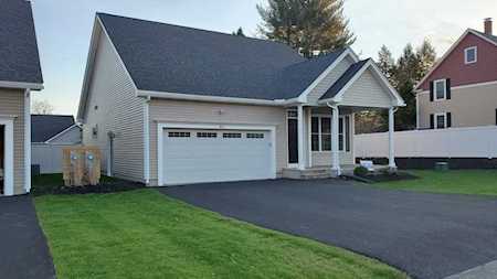 80 Edgemere Ave. Northbridge, MA 01588