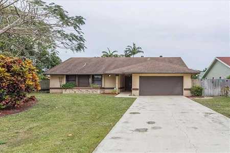 3941 NW 20th St Coconut Creek, FL 33066
