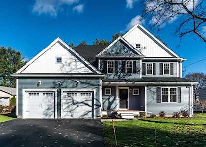 984 Greendale Avenue Needham, MA 02494