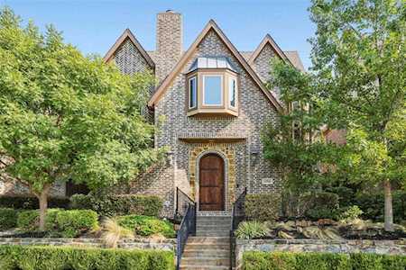 1054 Shadyside Lane Dallas, TX 75223