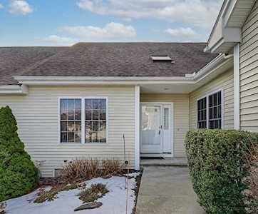 77 Orchard Meadow Dr #77 Shrewsbury, MA 01545