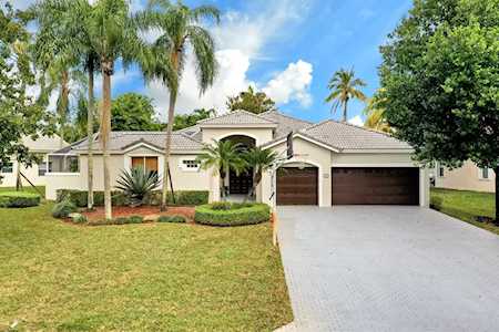 4880 Kensington Circle Coral Springs, FL 33076