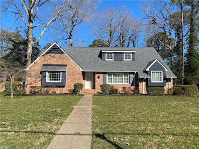 4420 Delray Dr Virginia Beach, VA 23455