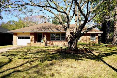 2202 Libbey Dr Houston, TX 77018