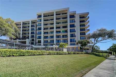 4 Belleview Blvd #703 Belleair, FL 33756
