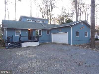 61 Burr Hill Dr Ocean Pines, MD 21811