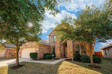 8201 Tyler Drive Lantana, TX 76226
