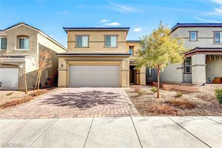 7458 Amesbury St Las Vegas, NV 89113