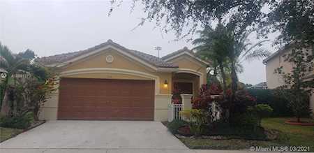 268 Conservation Dr Weston, FL 33327