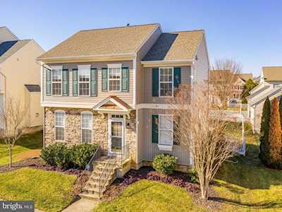 92 Bullskin St Charles Town, WV 25414