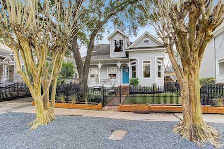 614 E 8th St Houston, TX 77007