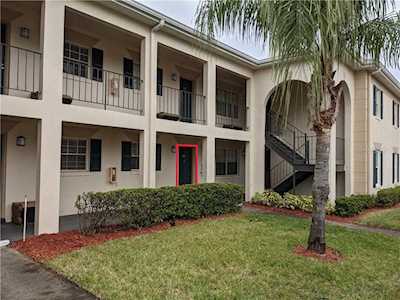 10316 Club CIRCLE #42 Tampa, FL 33618