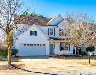 231 Stobhill Lane Holly Springs, NC 27540