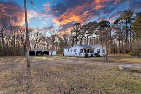 9478 Stallings Creek Dr Smithfield, VA 23430