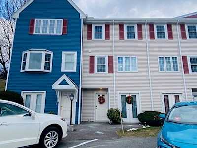 61 Fox Meadow Rd #B Leominster, MA 01453