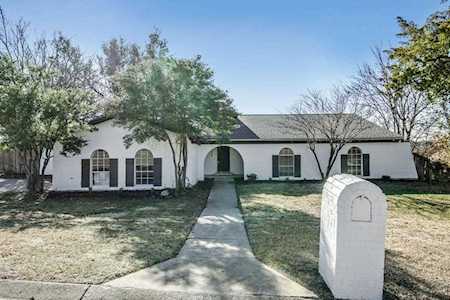 8709 Hidden Hill Drive Fort Worth, TX 76179