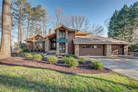 16208 Leeward Ln Huntersville, NC 28078