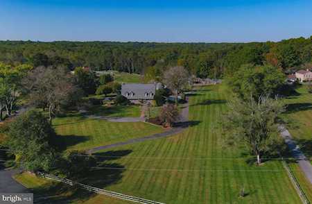 7700 Manor House Dr Fairfax Station, VA 22039
