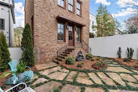 123 Hubbard Rd Woodstock, GA 30188