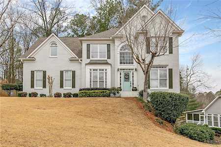 2704 Misty Rock Cove Dacula, GA 30019