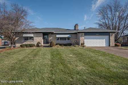 1909 Hoke Rd Louisville, KY 40220