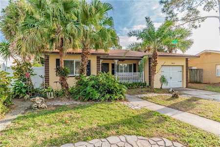 1804 Bayou Grande Blvd NE St Petersburg, FL 33703