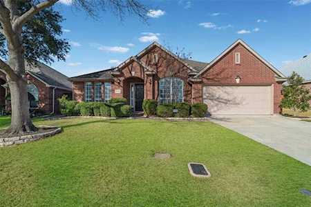 9719 Cliffside Drive Irving, TX 75063