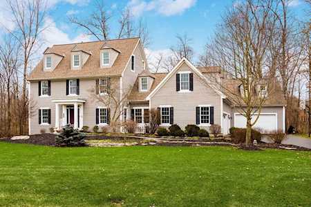 9971 Erin Woods Drive Dublin, OH 43017