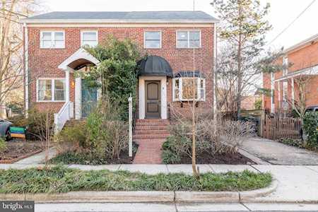 9 Howell Ave E Alexandria, VA 22301