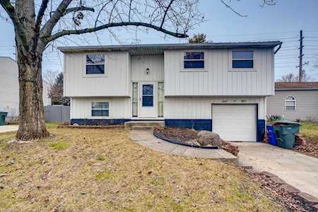 2215 Topaz Drive Grove City, OH 43123
