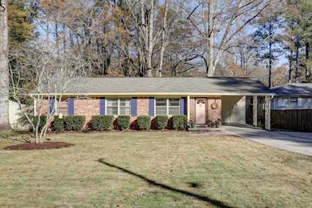 2572 Woodgreen Dr Chamblee, GA 30341