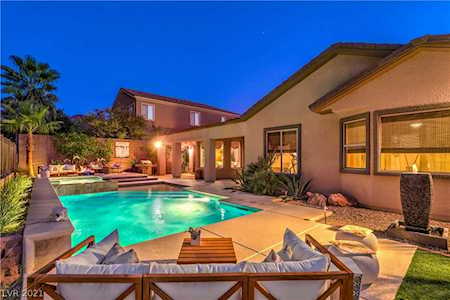 2136 Pont National Dr Henderson, NV 89044