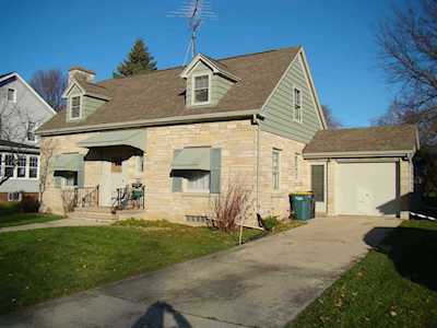 512 W Maple Ave Beaver Dam, WI 53916