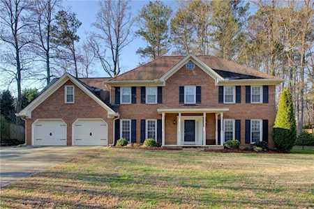 141 Lakeside Dr NW Kennesaw, GA 30144