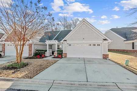 131 Lands End Ln Carrollton, VA 23314