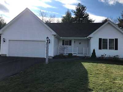 32 Stone Castle #32 Methuen, MA 01844