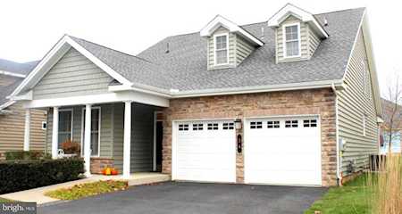 34 Presidents Dr Mechanicsburg, PA 17050