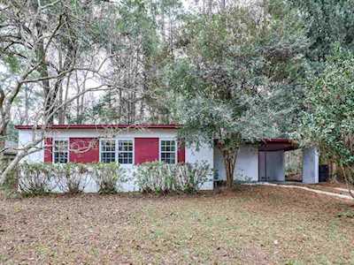 1815 Chuli Nene Tallahassee, FL 32301