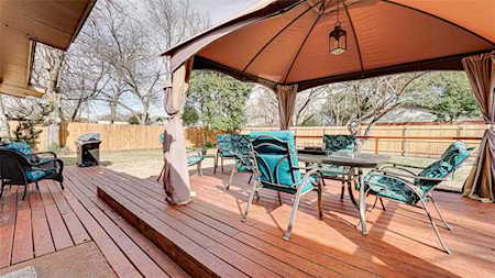 9004 Freeport Drive Dallas, TX 75228