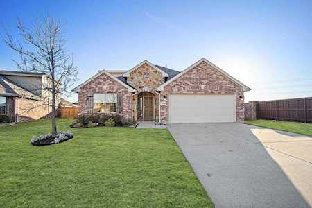 4500 Red Robin Court Fort Worth, TX 76244