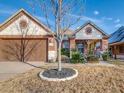 2421 Creek Villas Drive Bedford, TX 76022