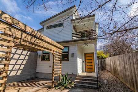 1313 Cometa ST #B Austin, TX 78721