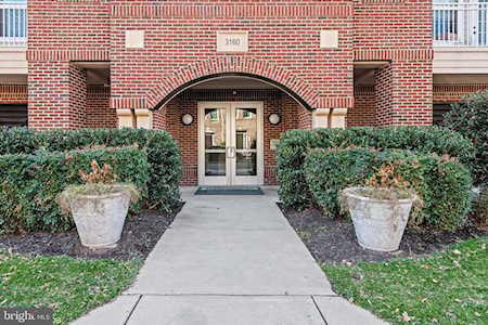 3160 John Glenn St #409 Herndon, VA 20171