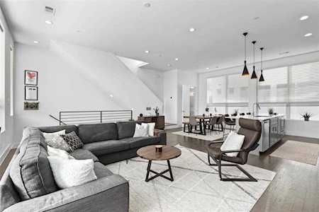 1836 Euclid Avenue #104 Dallas, TX 75206