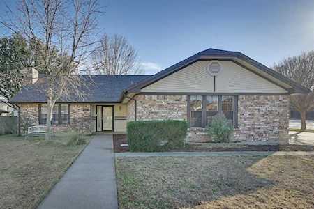 1927 Big Bend Drive Grapevine, TX 76051