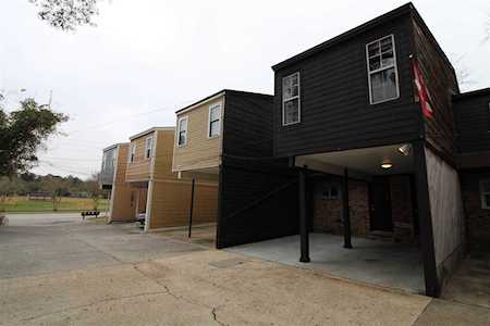 656 W Tharpe St Tallahassee, FL 32303