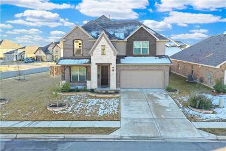 5817 Antioch CV Pflugerville, TX 78660