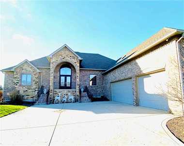 4890 Benthaven Dr E Bargersville, IN 46106