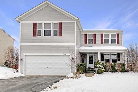 336 Hawthorn Ln Antioch, IL 60002